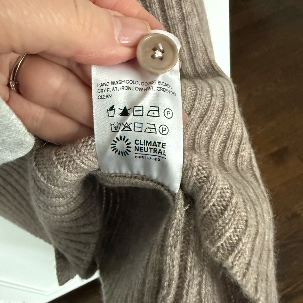 Reformation NEW Fantino Cashmere Collared Cardigan (Oatmeal) - Picture 11 of 14